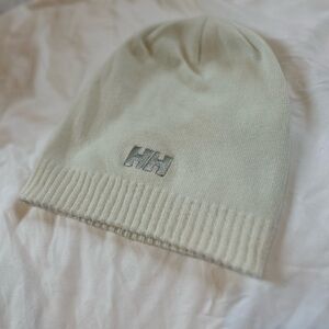 NWOT Helly Hansen Cream Beanie